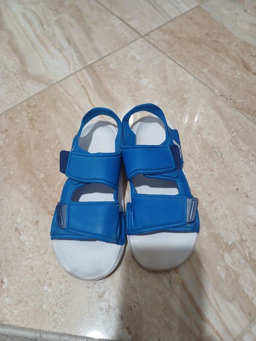 Adidas сандали 33 номер