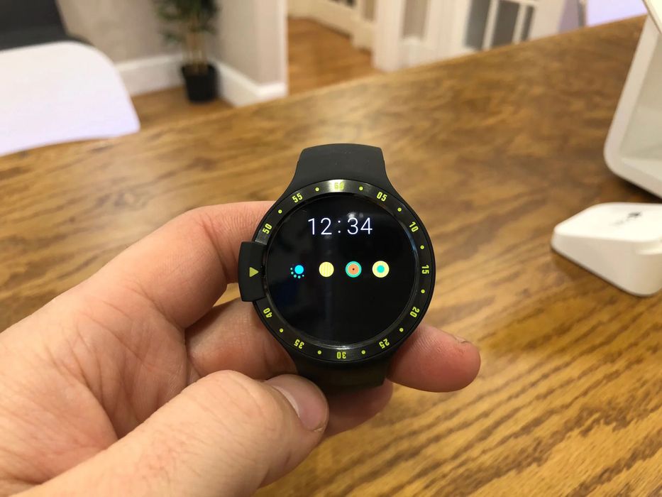 Ticwatch S смарт часы 4gb