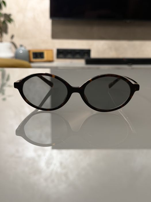 Оригинални слънчеви очила MIU MIU