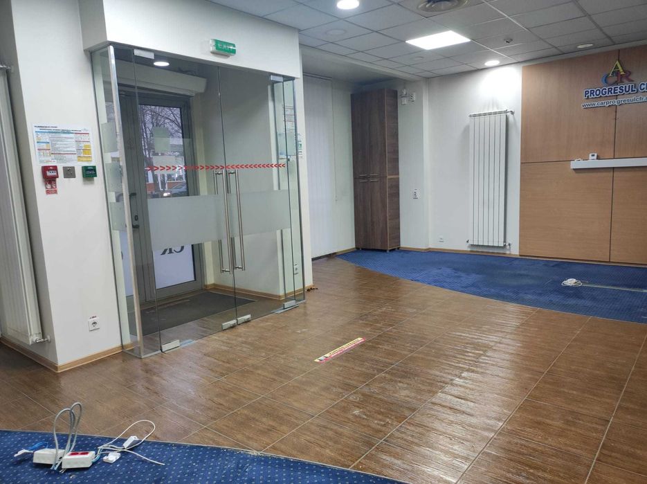Spatiu comercial de INCHIRIAT Bacau zona Narcisa