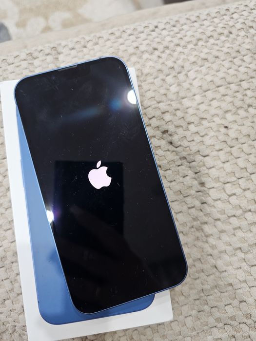 Продам IPhone 13 128 гб