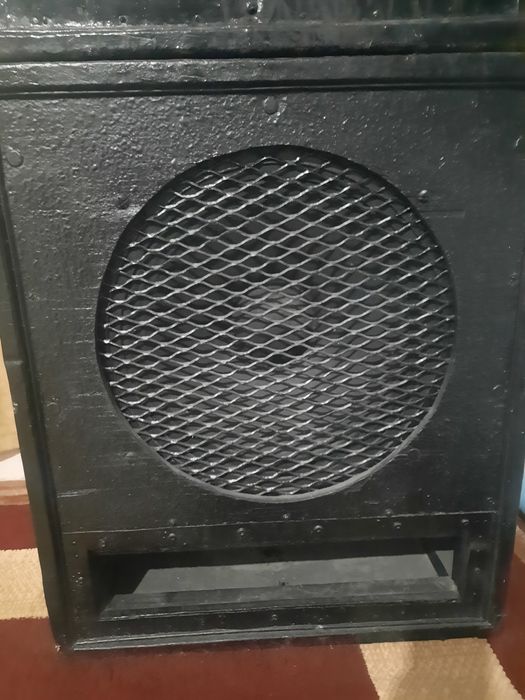 Продам колонки 16 размера