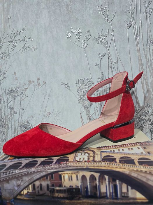 Туфли женские 39 размер