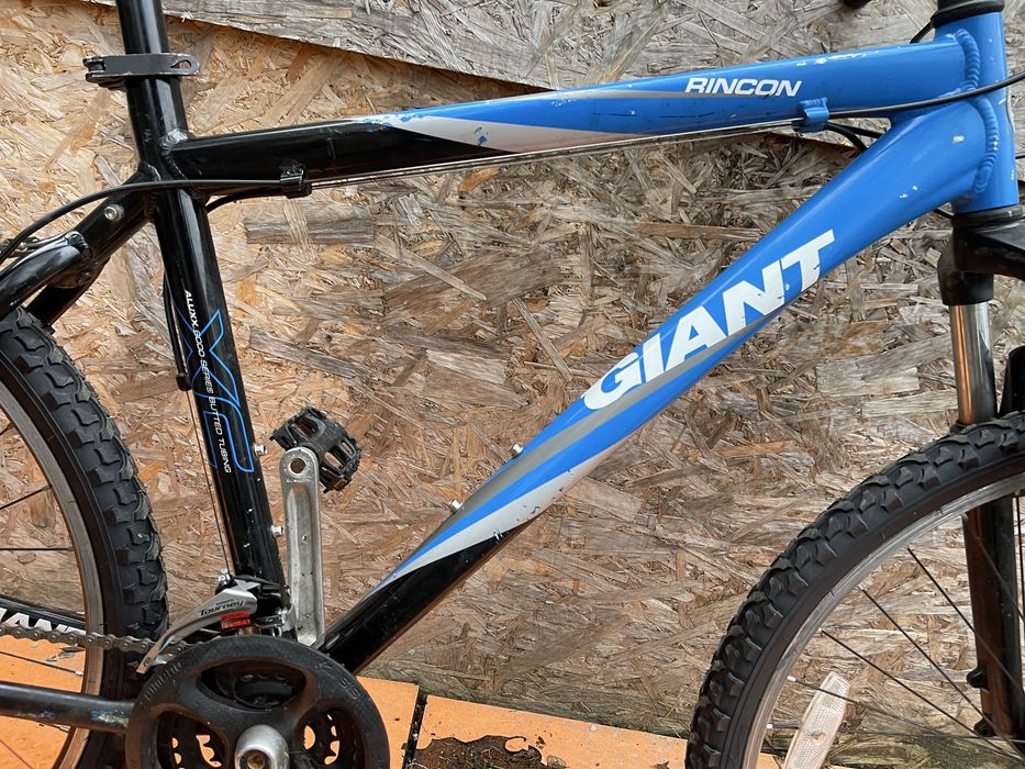 Bicicleta giant rincon roti 26” cadru aluminiu