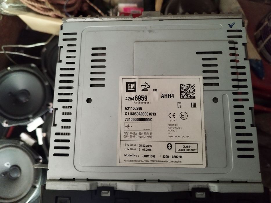 Автомагнитола от Джентры, +4 колонки стоковые, заводские