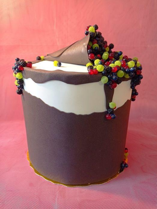 Фалшиви торти различни