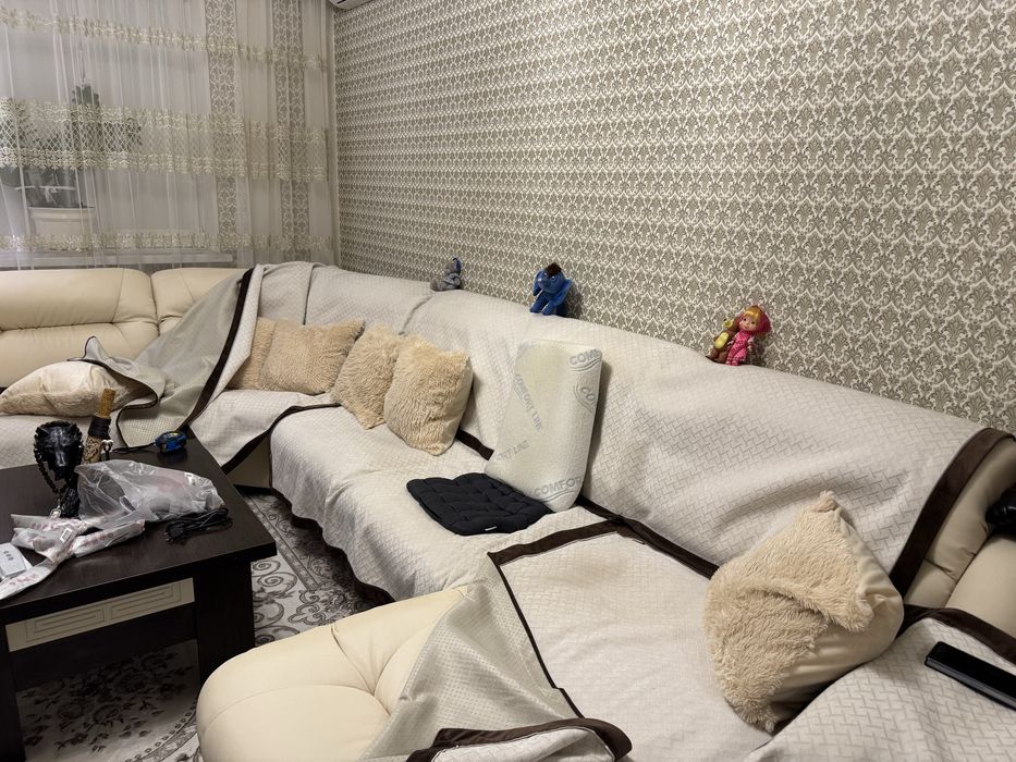 Продам диван угловой