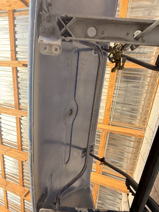 Спойлер на Мерседес 814