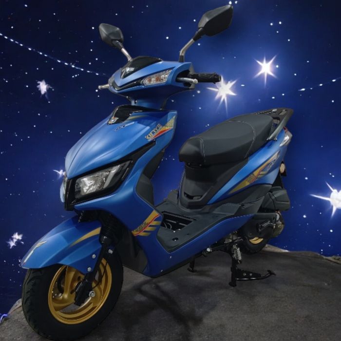 Мопед М8  150 куб   .