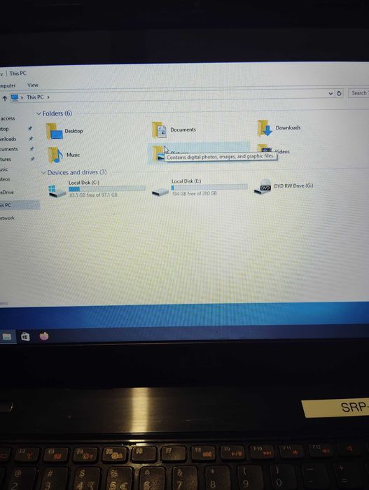 Laptop DELL inspirion N5040