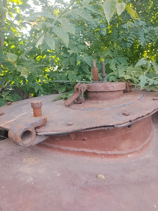 Продам  ёмкость  цена 200000тг есть торг