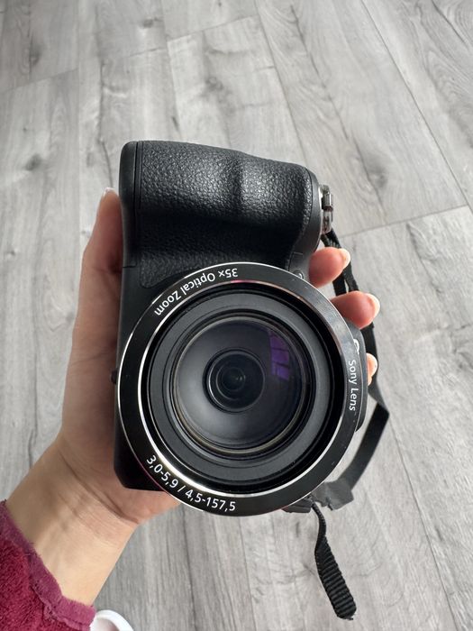 Aparat foto DSC H300