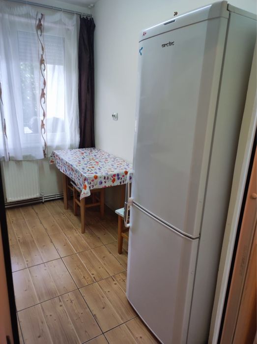 Inchirez apartament cu 2 camere