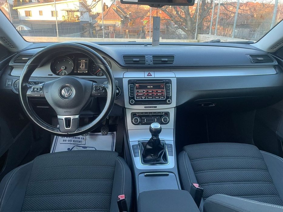 Vând Passat CC 170cp