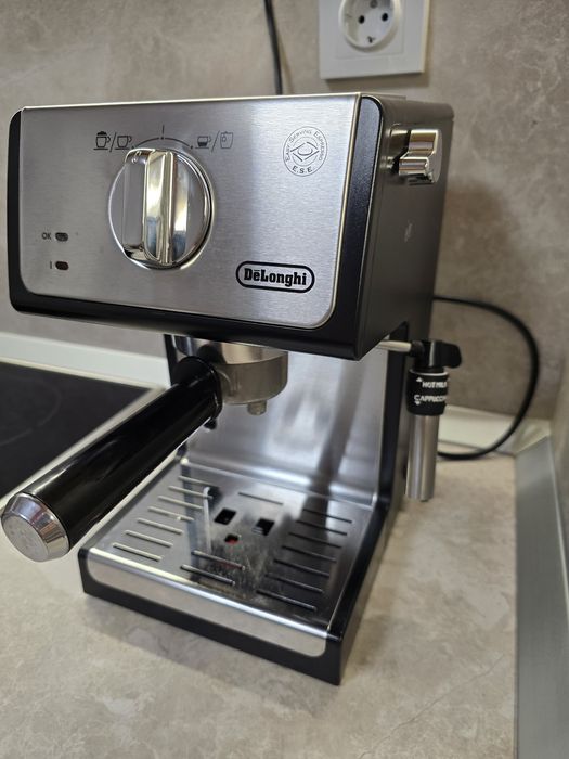 Кафе машина  DELONGHI
