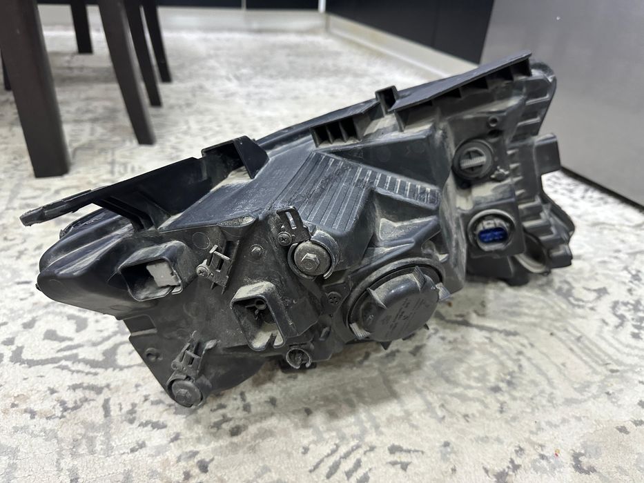 Фара kia sorento