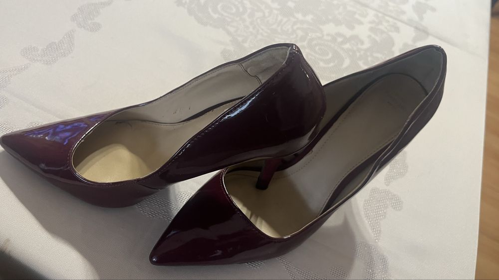 дамски обувки с ток