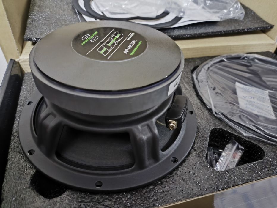 Динамики Apocalypse AP-M61SE