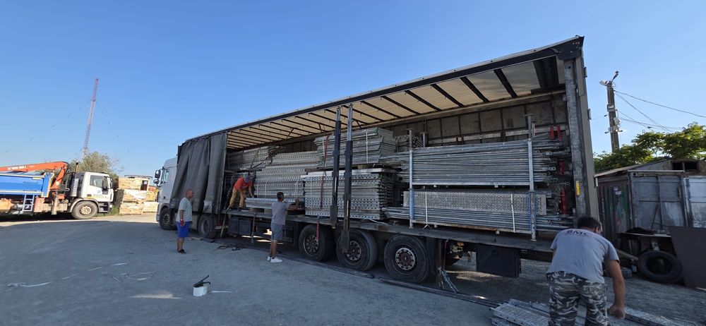 Închiriez schela metalica de fațadă - 3000mp