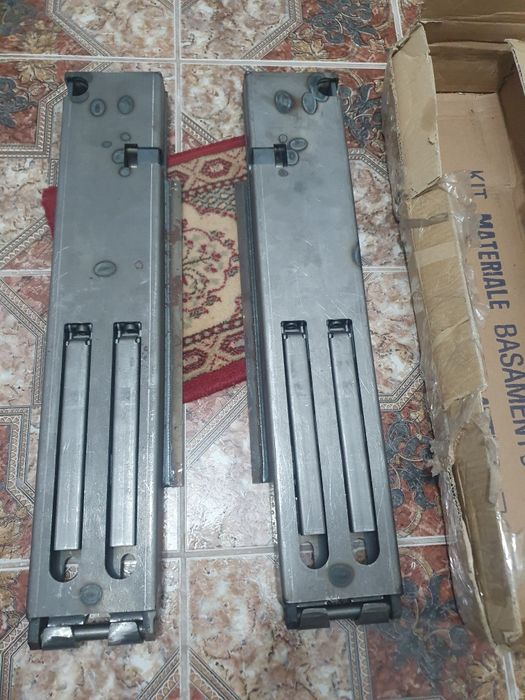 Stalpi obloane spate IVECO 3,5 t