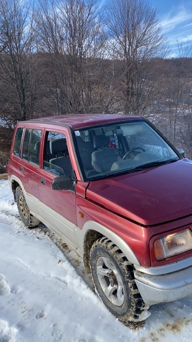 Vând Vitara perfect funcțională