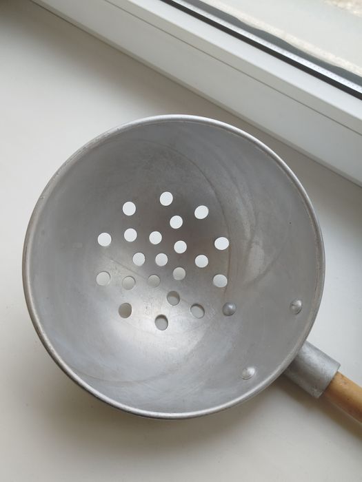 Маслёнка фарфоровая