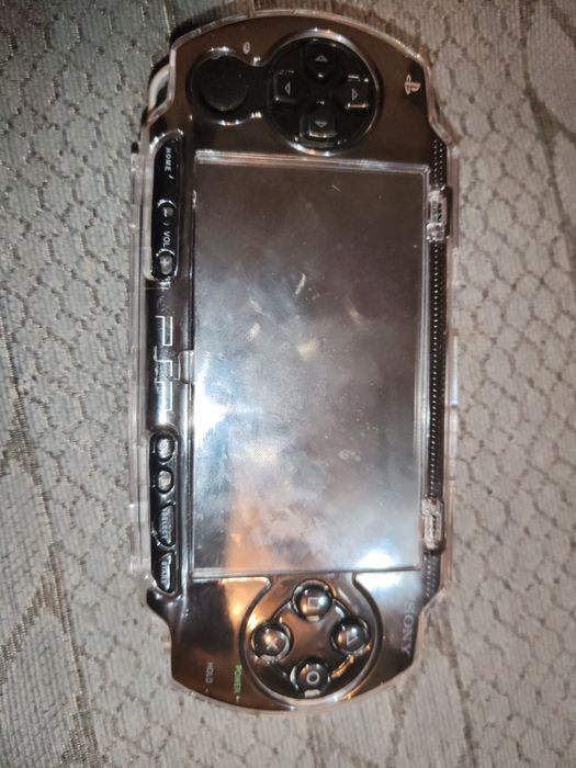 Продам PSP почти новый
