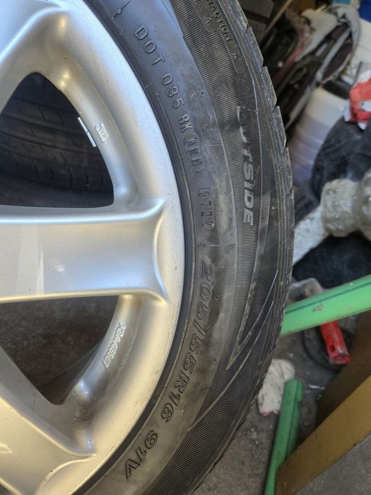 Set 4 jante aliaj  205/55 R16 - Stare foarte bună