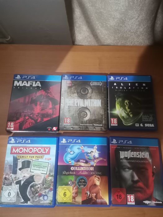 De vânzare playstation 4