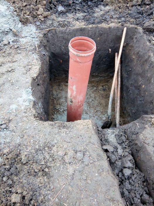 Foraje puțuri piloni denisipări adânciri curățări adinciri