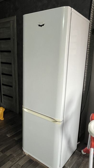 Холодильник Бирюса 132