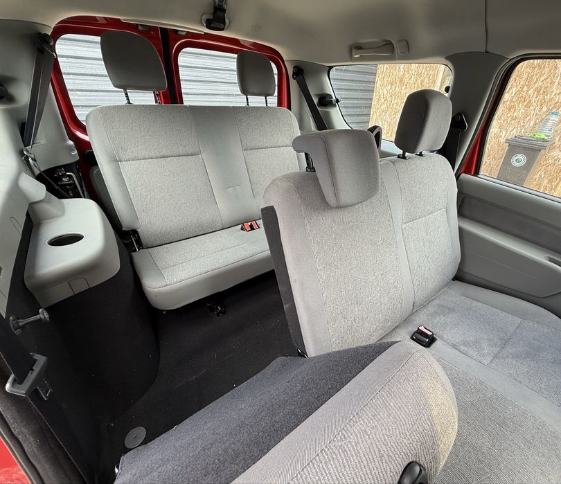 Dacia Logan Mcv 1.6 Mpi + GPL / 7 locuri • Aer conditionat •