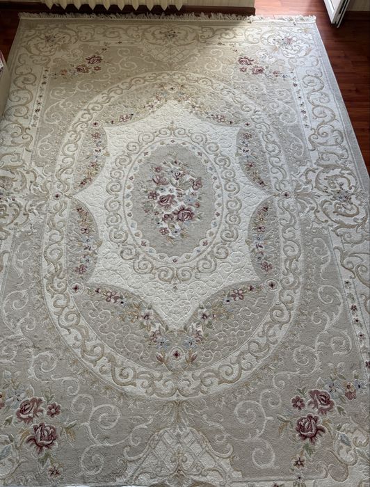 Продам ковер 2,5*3,5