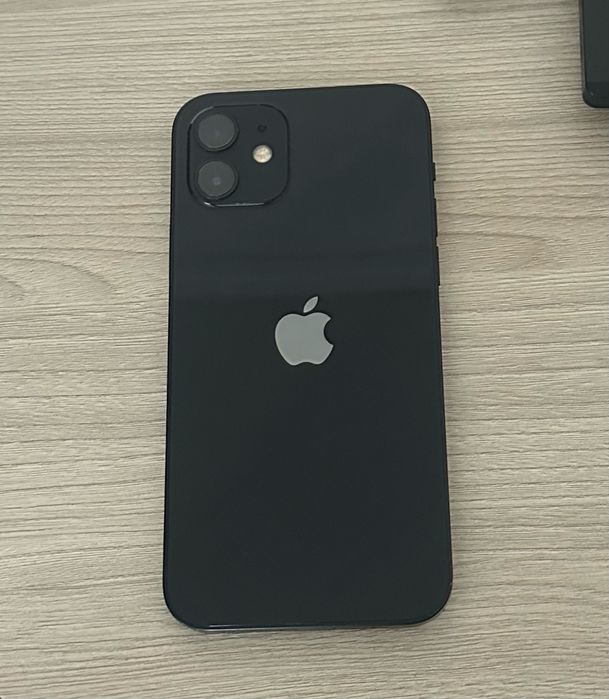 Iphone 12, акб 79, память 64гб