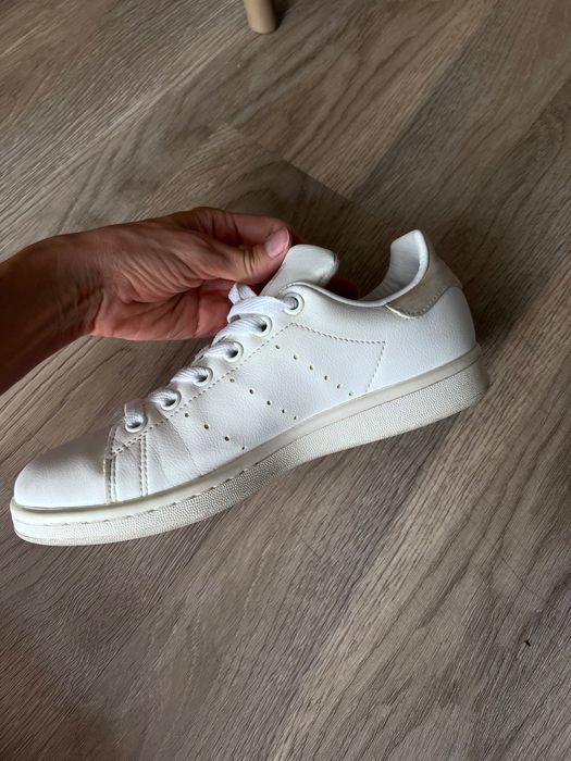 Кеды adidas белые