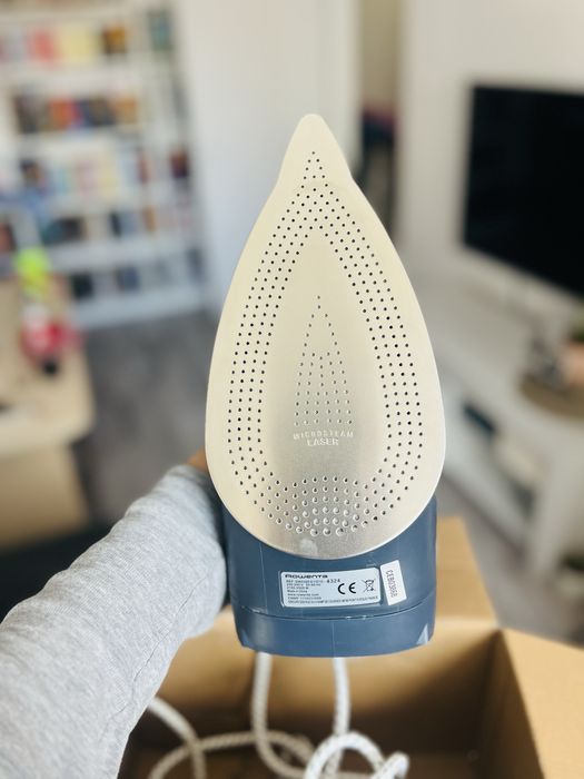 Ютия Rowenta нова