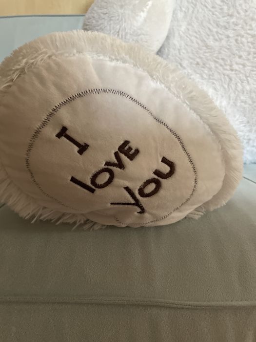 Большой белый медведь