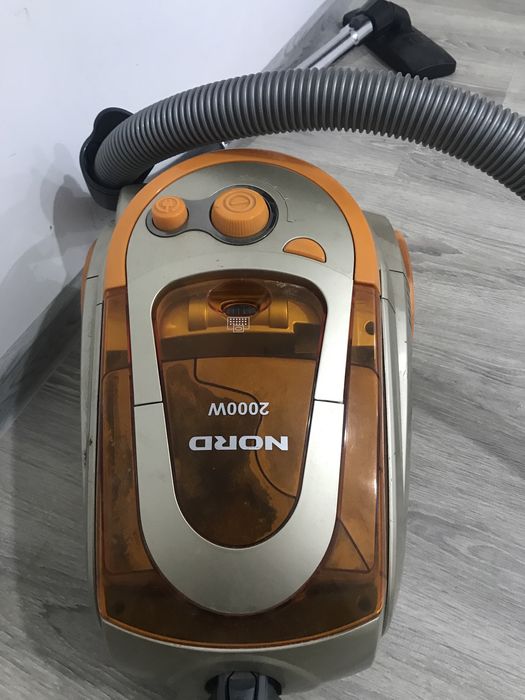 Продам пылесос в отличном состоянии