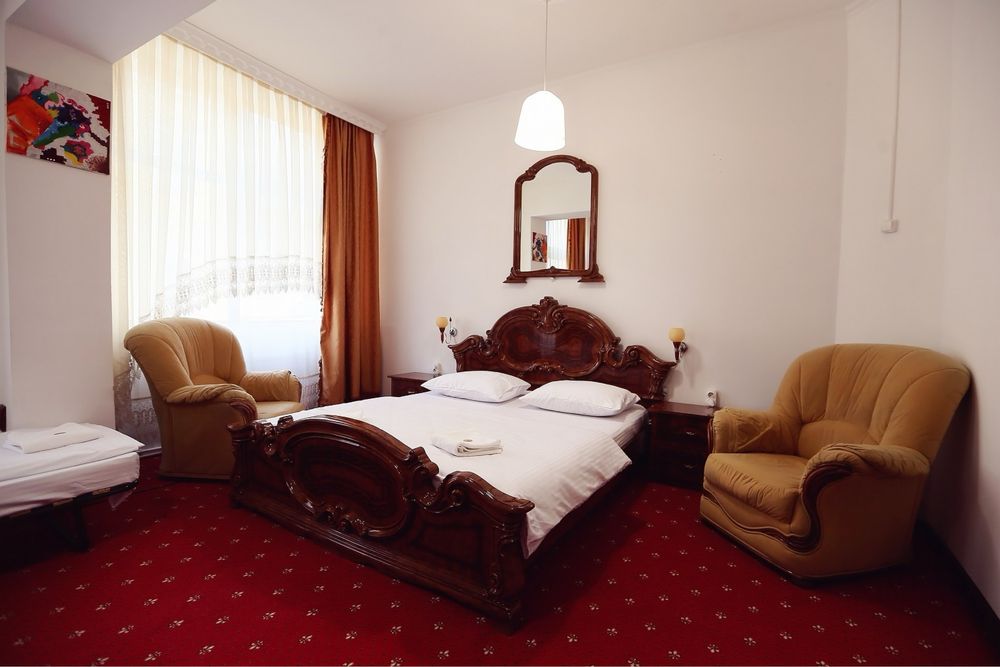 Investitie top Vand spatiu comercial ultracentral Oradea, Primariei, 120mp,ideal pentru servicii, comert, dubla utilizare inchiriere regim hotelier