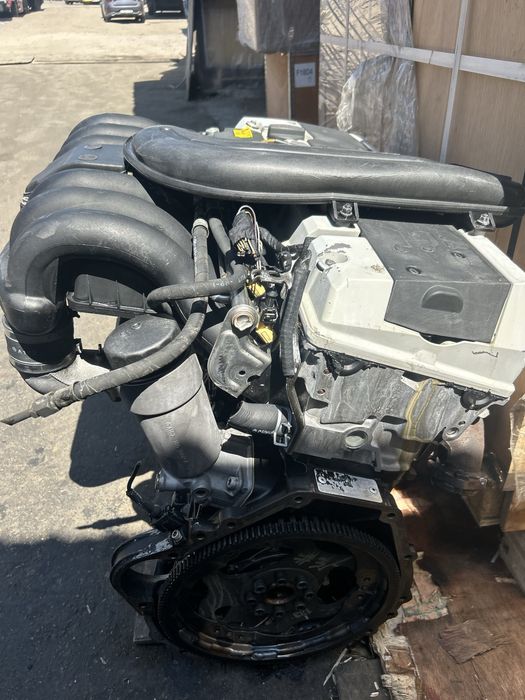 Двигатель на мерседес 2.8-3.2