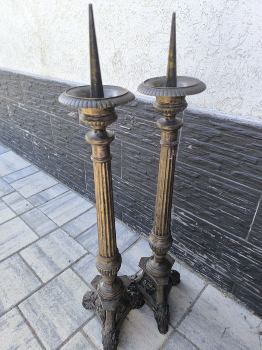 Pereche sfeșnice vechi de altar, cca. 50 cm, bronz/alamă – Inima Sacră