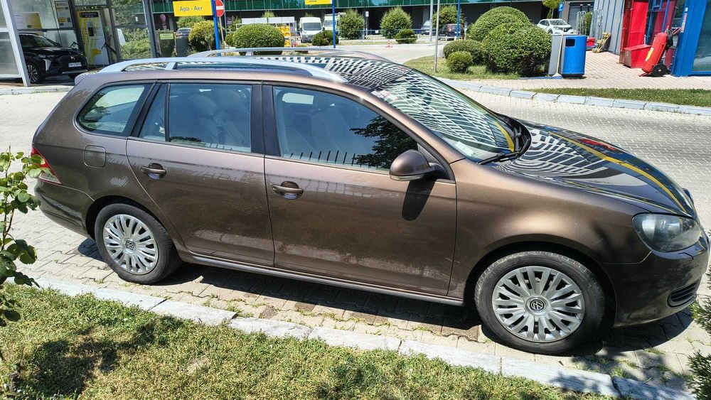 VOLKSWAGEN Golf 2012 — imagine 2