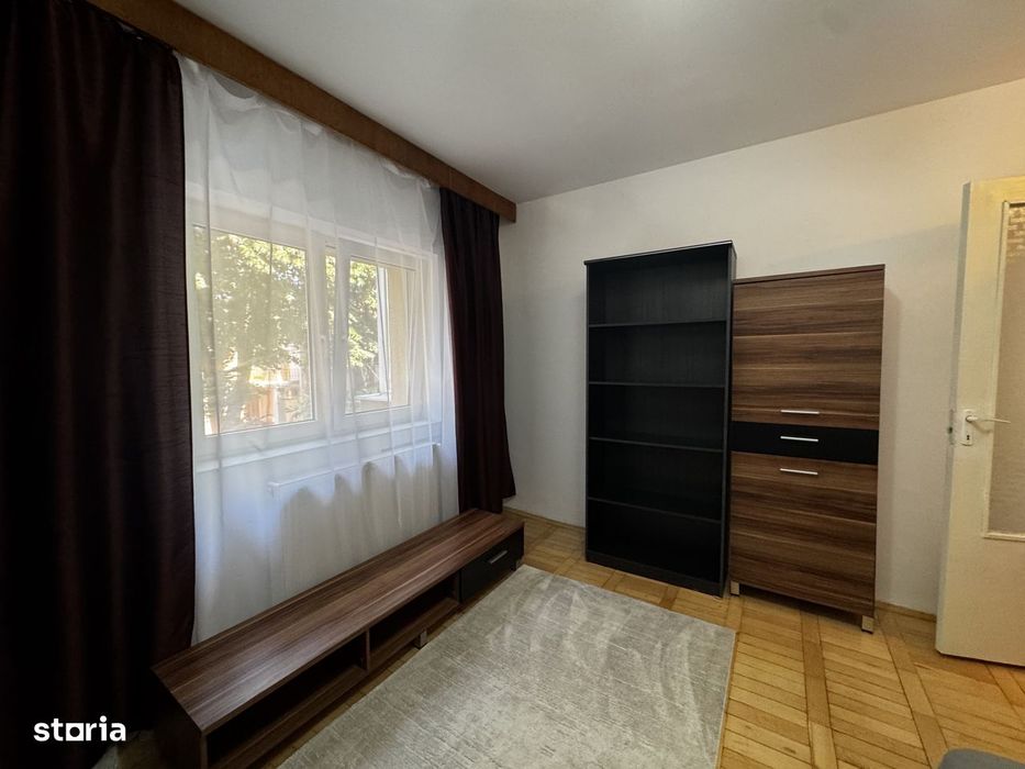 Apartament cu 2 camere ideal pentru studenti, in Complexul Studentesc