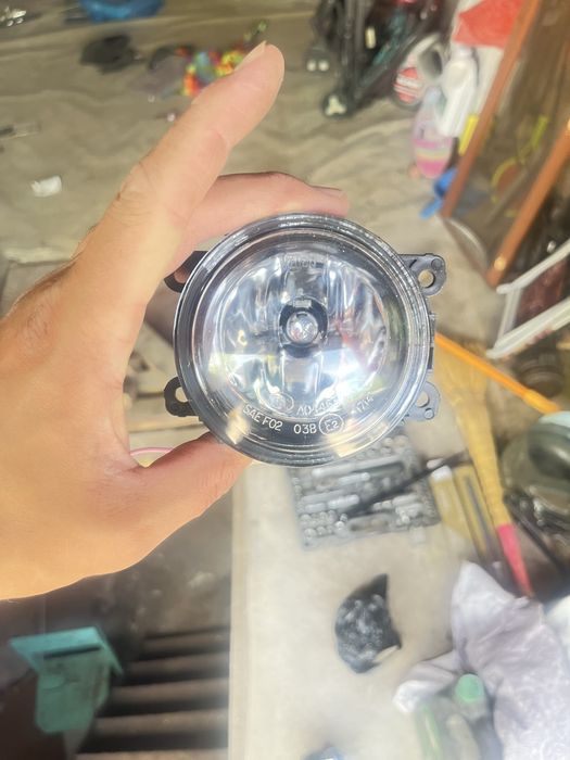 Продам противотуманки фирмы valeo 90мм