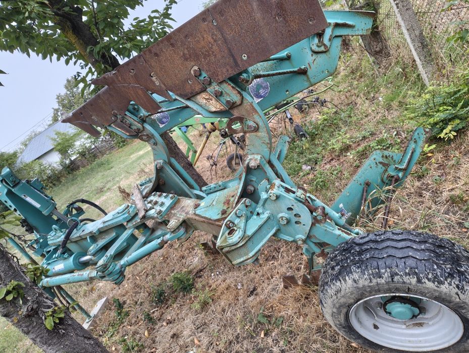 Vând plug lemken europal 8
