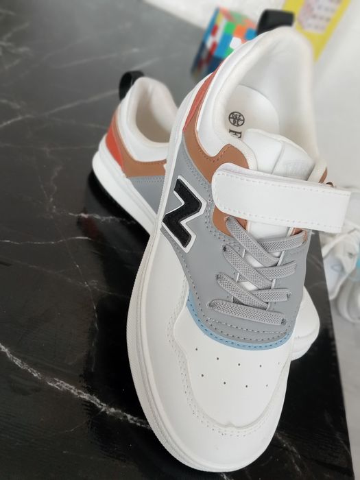 Детсикие кросовки детский кросовки