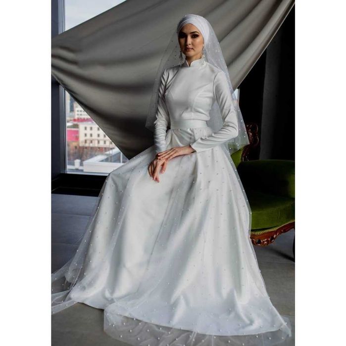 Свадебное платье на никах