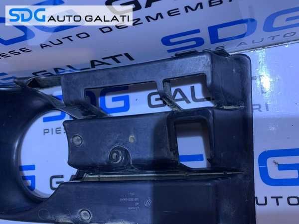 Grila Inferioara Proiector Dreapta Spoiler Bara Fata VW Golf 5 Hatchback 2004 - 2008 [G0103]