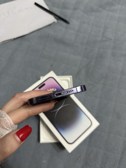 Продам айфон 14 про макс