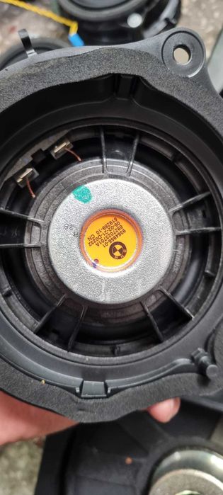 Sistem Audio Harman Kardon complet pentru BMW X1 F48